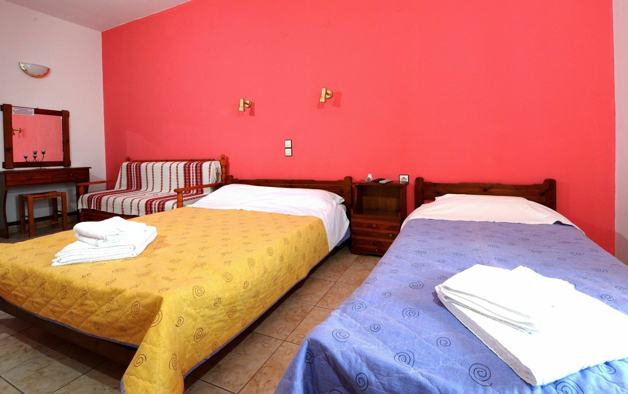 Pharos Rooms Ília Exterior foto